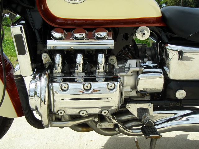 Купить мотоцикл Honda Valkyrie 1997 фото 13